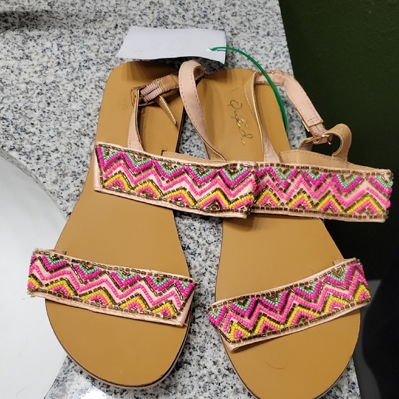 Qupid Multicolor Zigzag Sandals - Picture 1 of 7